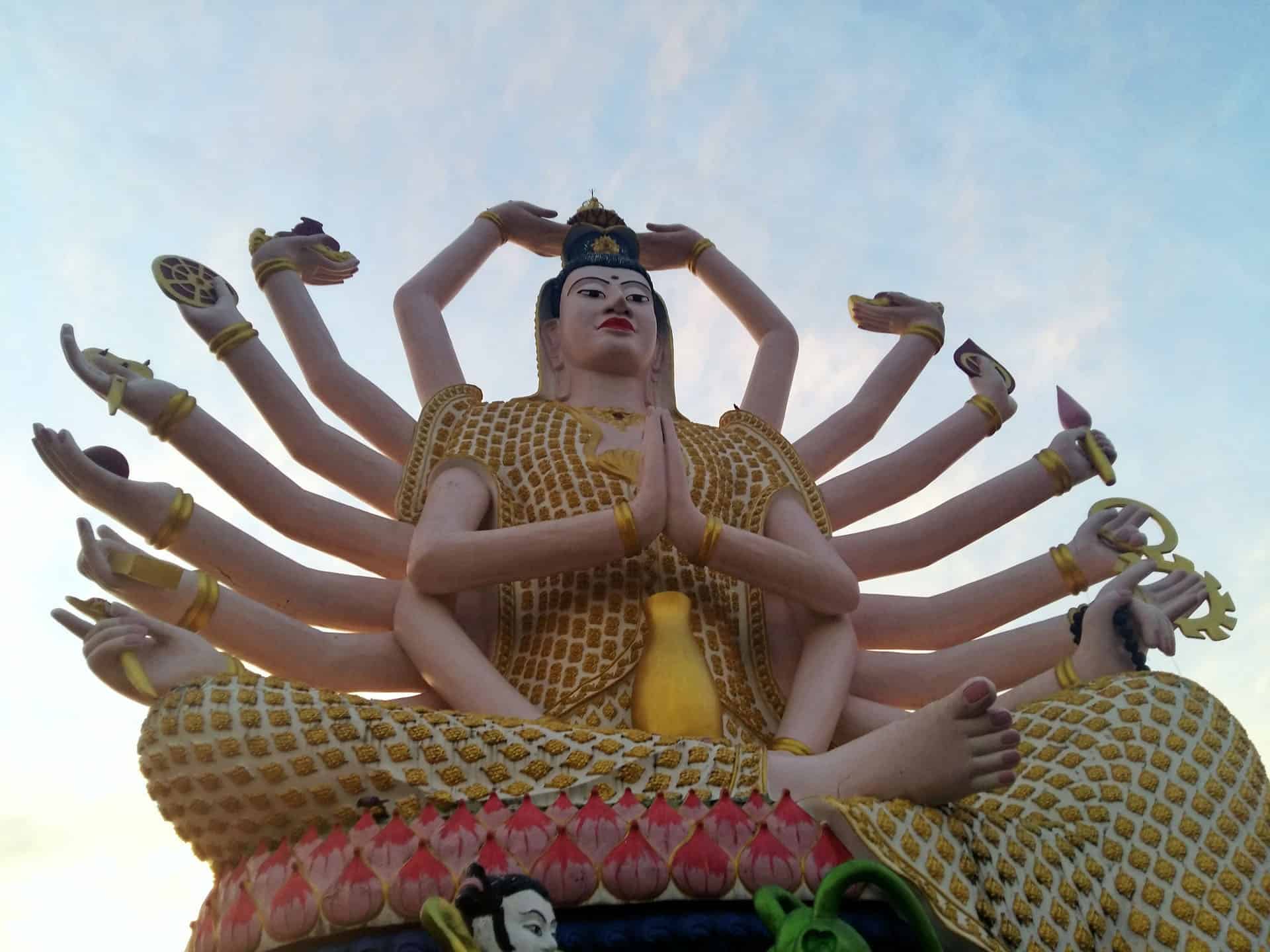 Wat Plai Laem koh samui things to do 