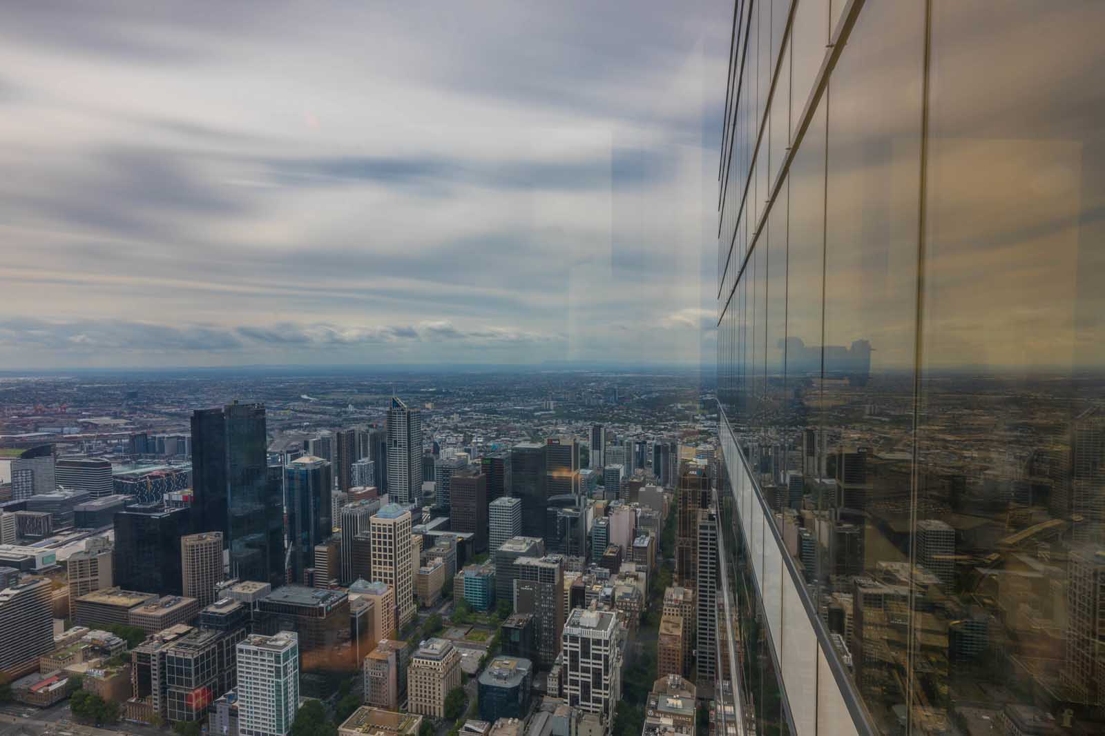 adventurous things to do in melbouren eureka tower sky deck