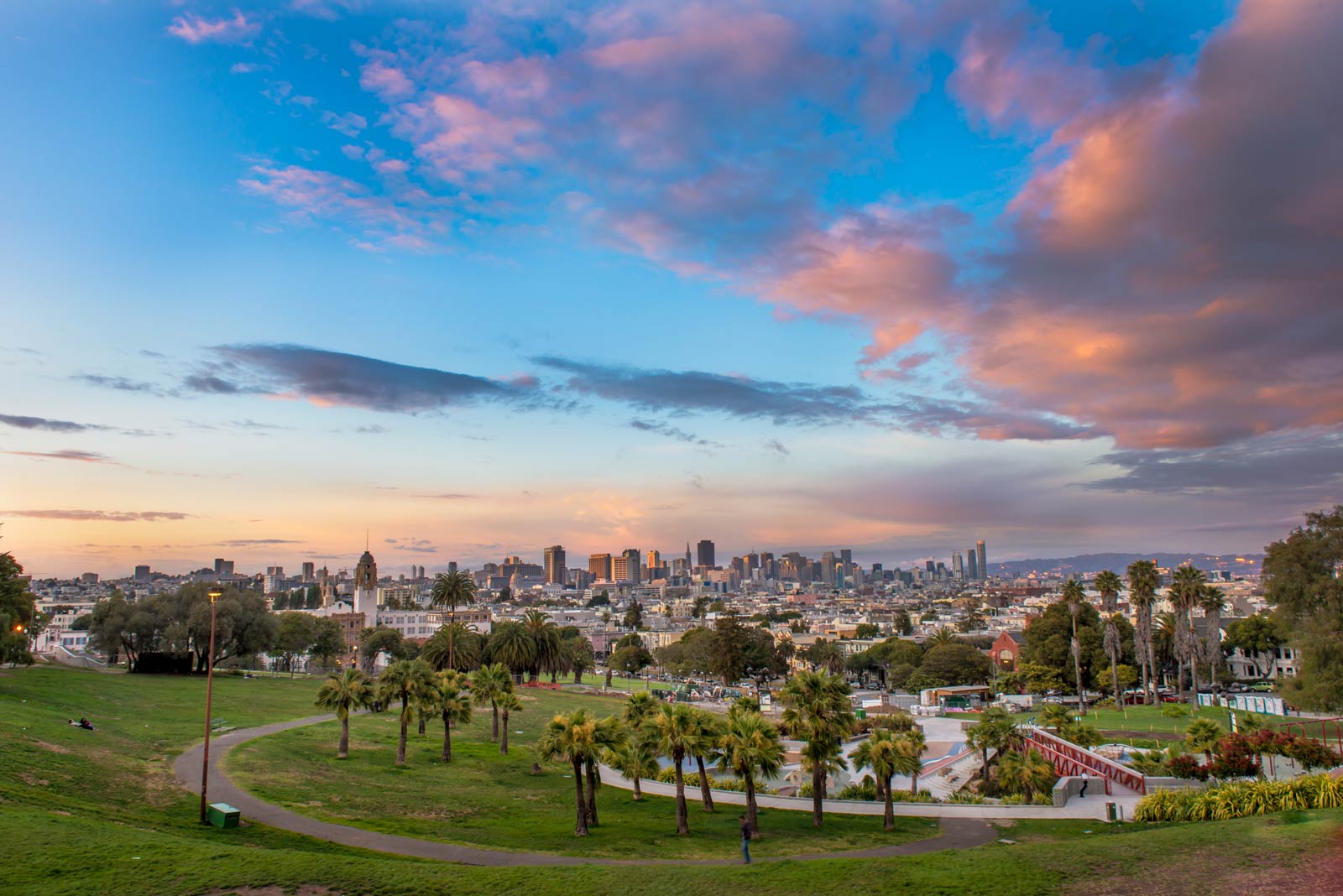what to do in sf misson dolores park