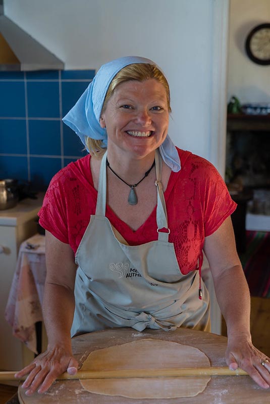 Best Things to do in Santorini cooking class