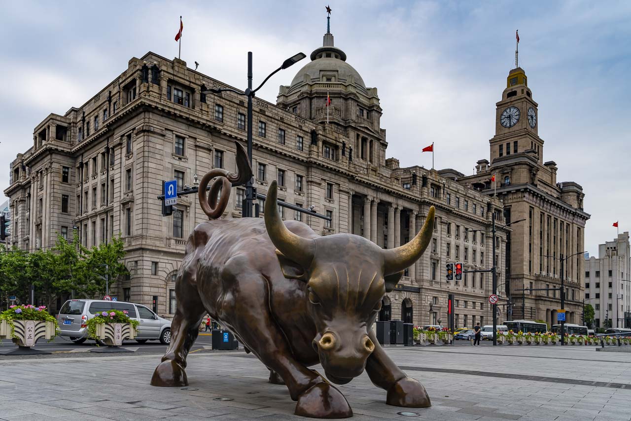 wall street bull on the bund | things to do in shanghai China