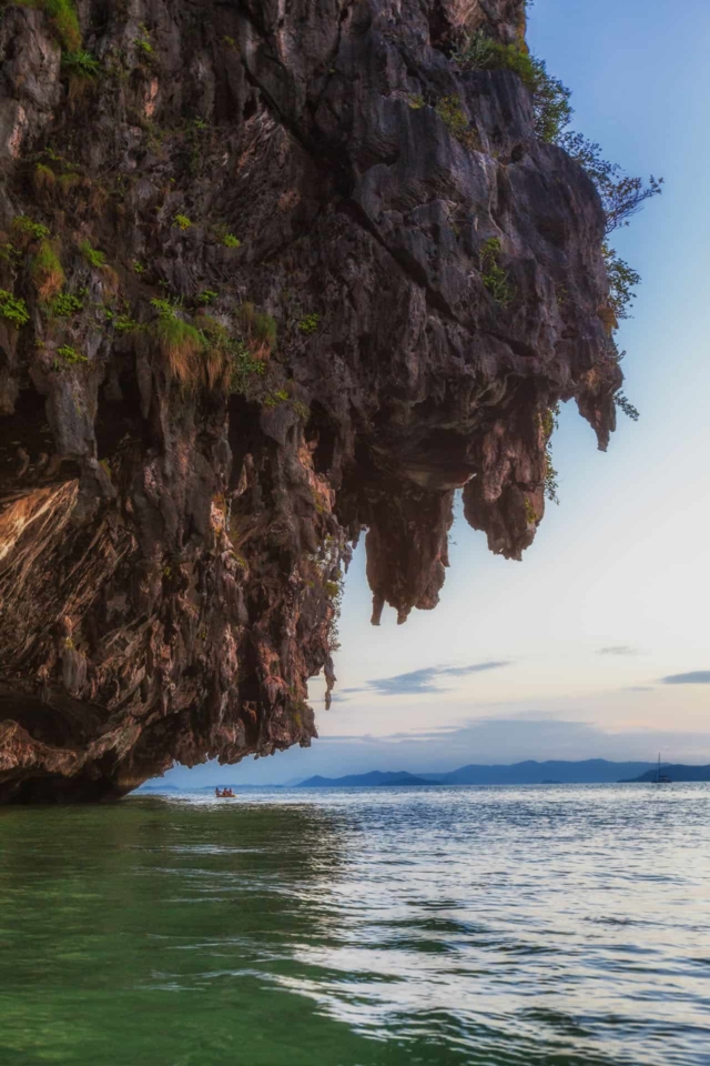 things to do in krabi kayaking islands