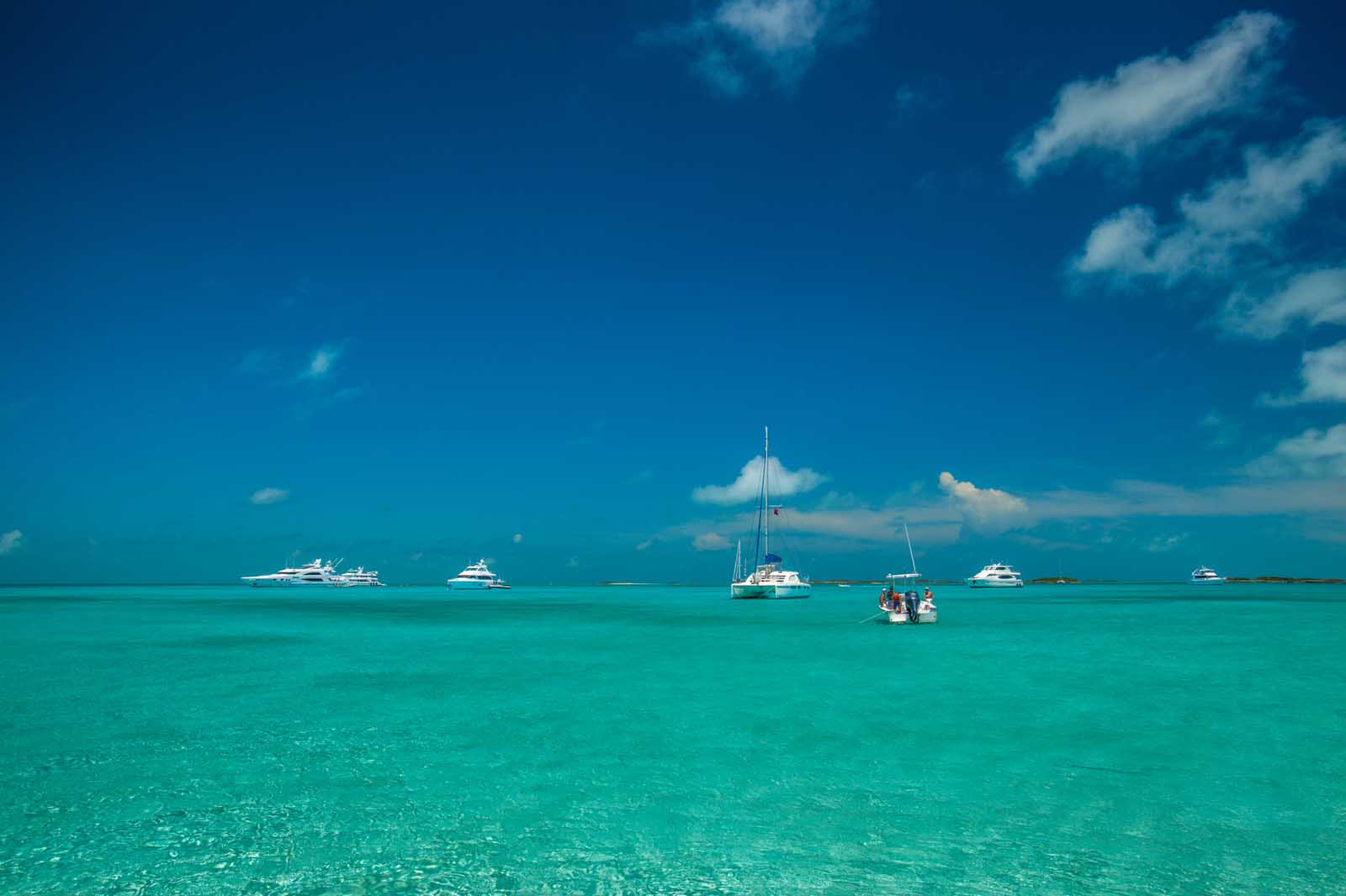 things to do in the bahamas boat tours