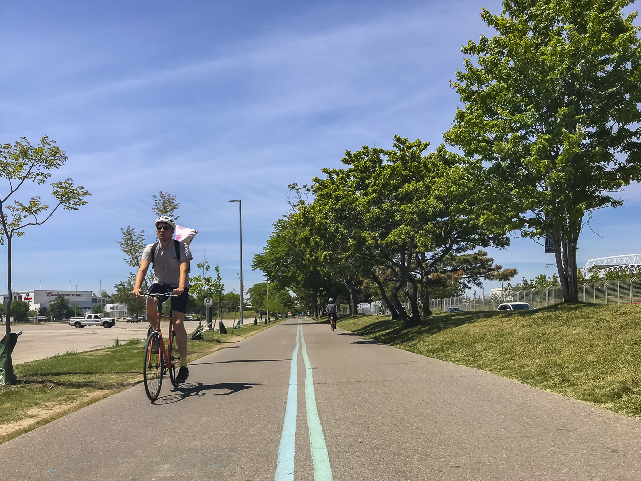 how to get around toronto canada bike trails