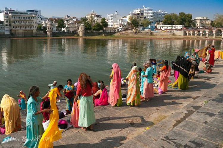 what to do in udaipur ghats in the morning
