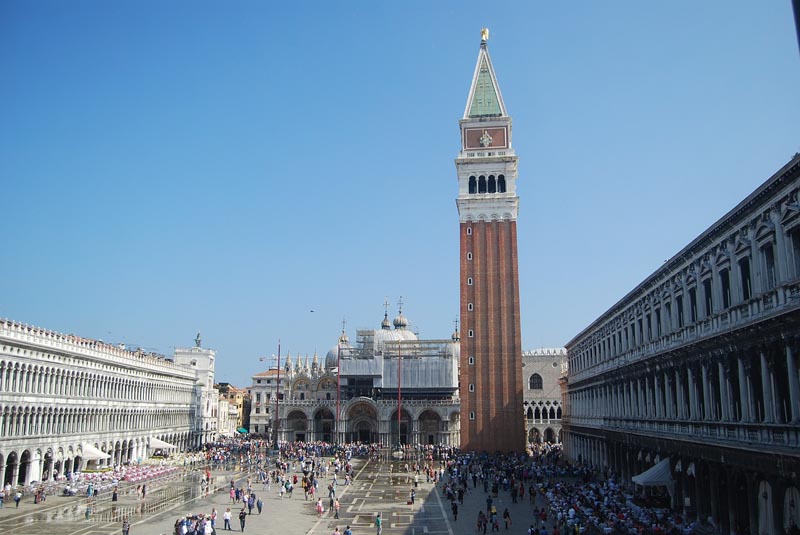 things to do in venice saint marks square