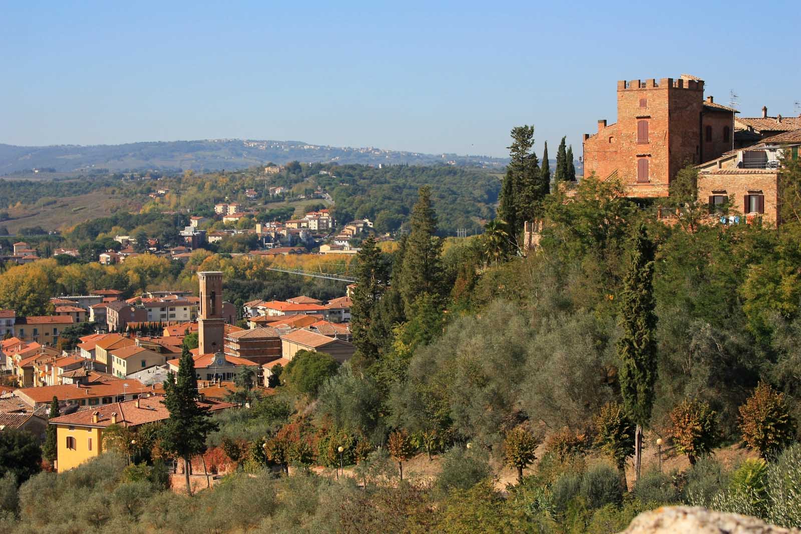 towns in tuscany certaldo