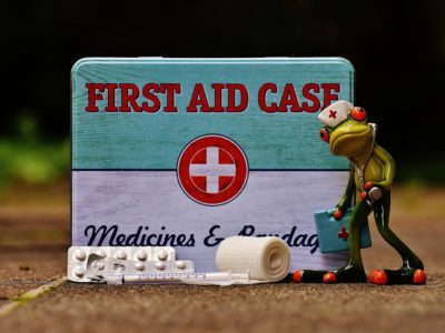 How to Pack a Travel First Aid Kit
