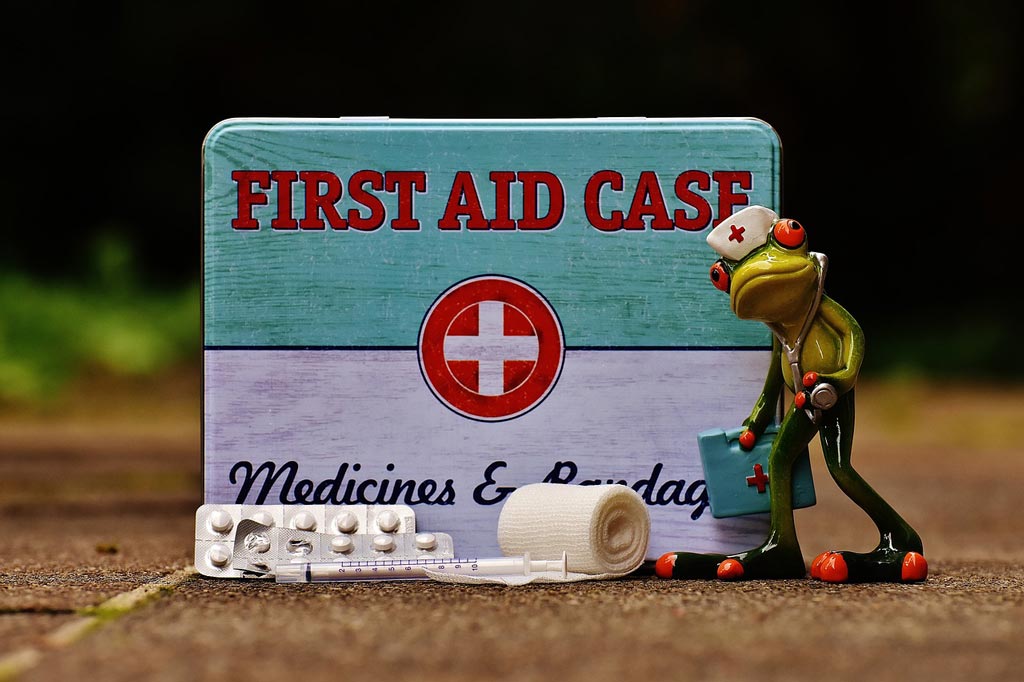 Packing a First Aid Kit for International Travel - yodertoterblog