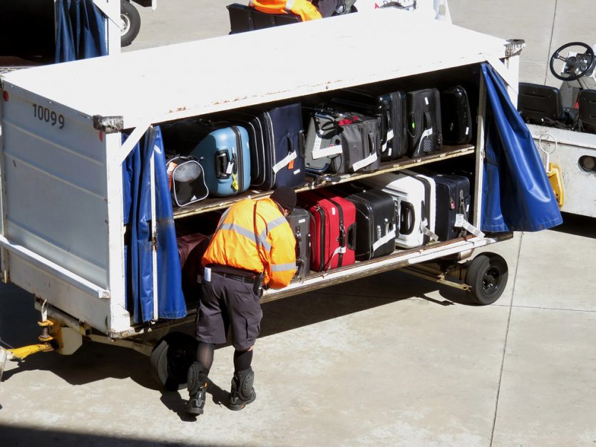 travel packing list baggage restrictions | airport handler