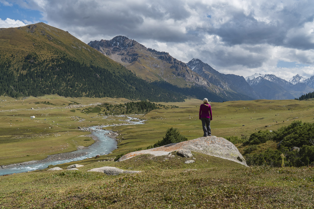 Kyrgyzstan  Boz Uchuk to Ashuu Pass