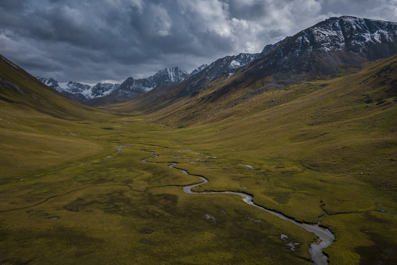 Kyrgyzstan trekking in the wild