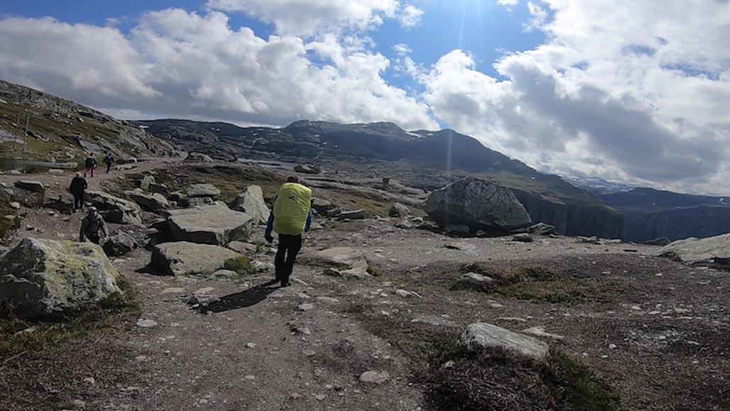 trolltunga hike featured image