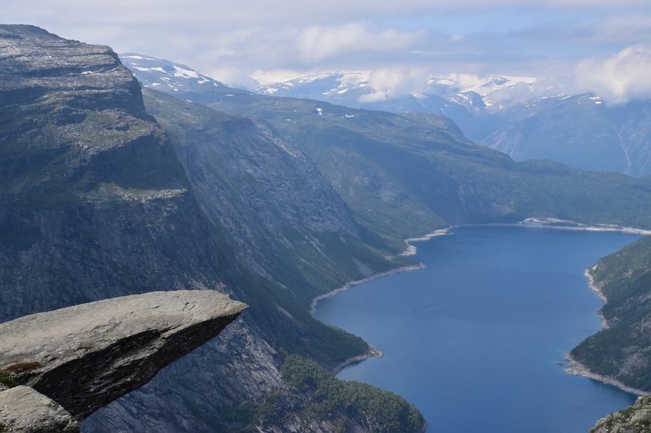 trolltunga hike norway featured image