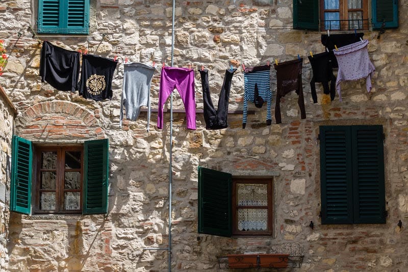 tour of tuscany clothes hanging outside