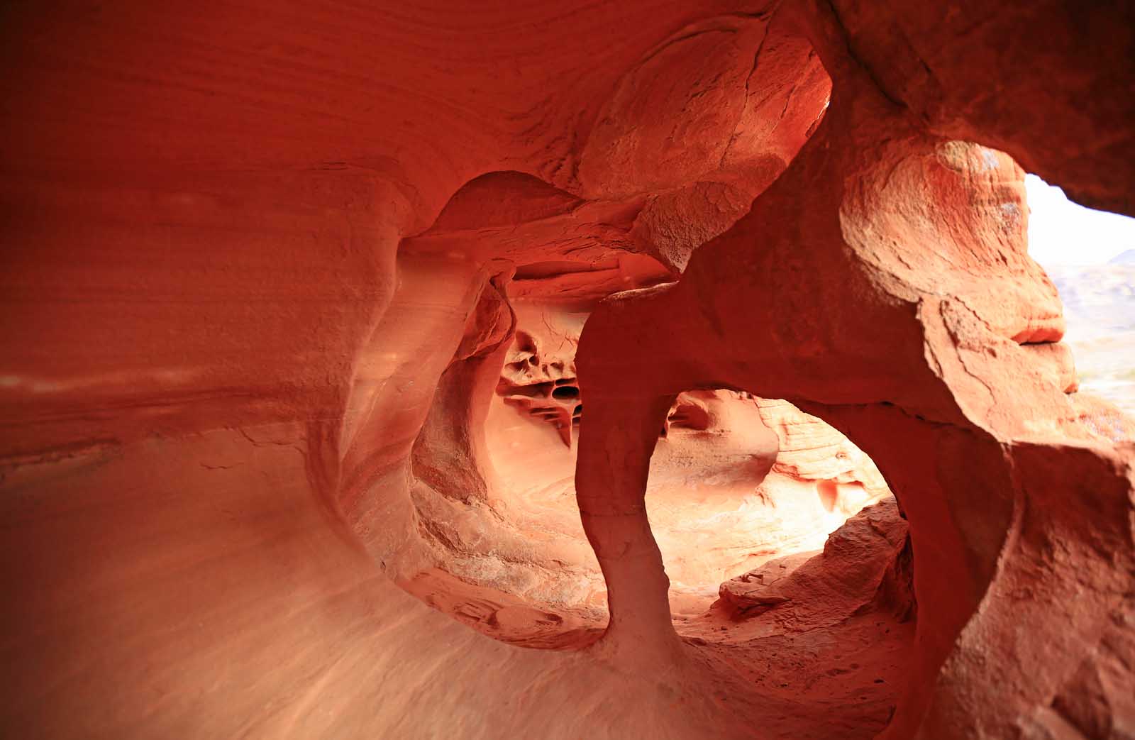 things to do in valley of fire fire cave