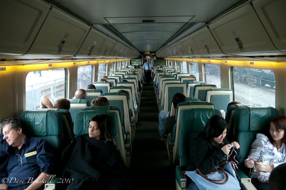 train from quebec city to montreal airport