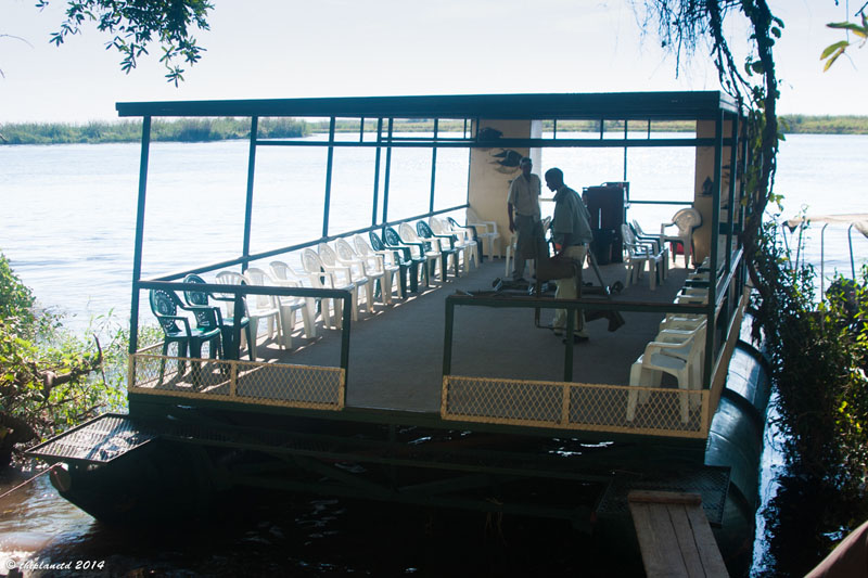 boat victoria falls