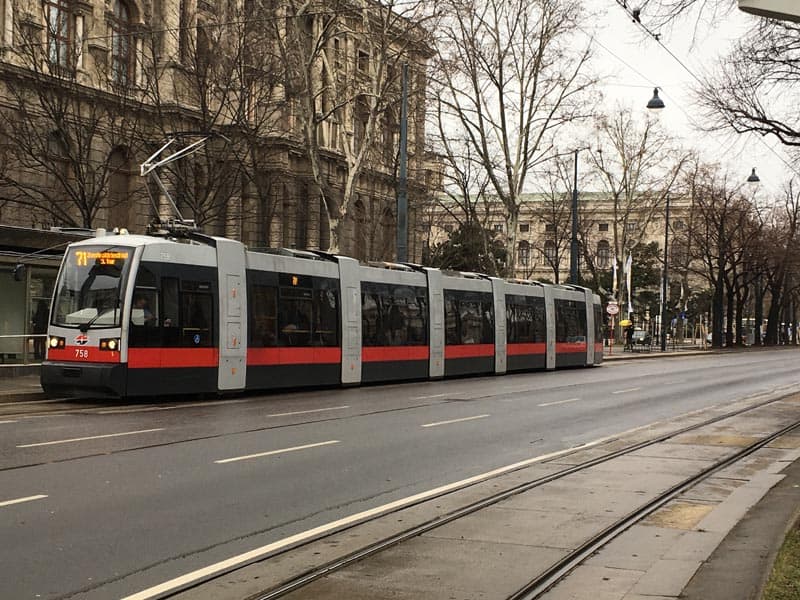 things to do in vienna take the tram
