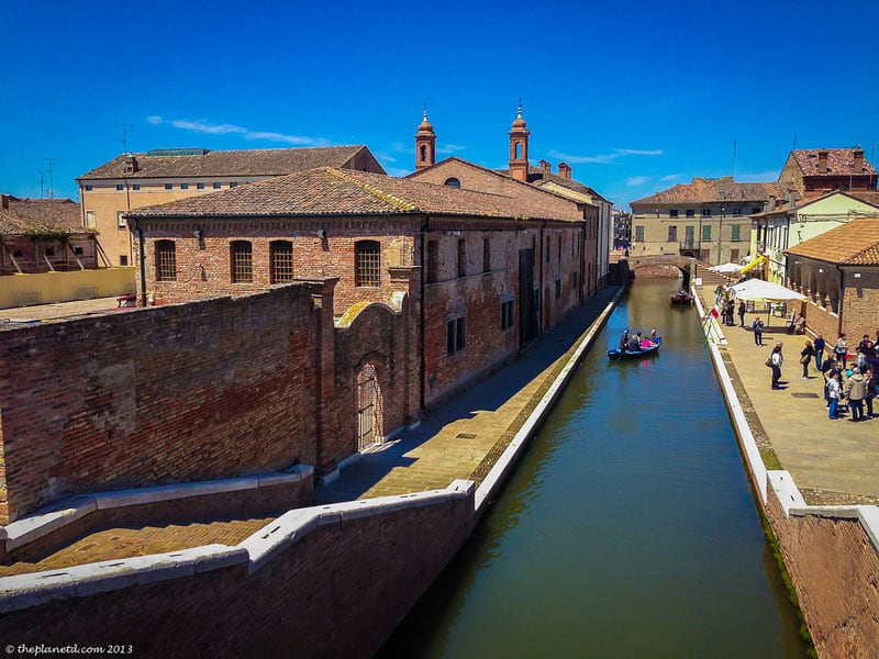 Was gibt es in Bologna zu sehen | Commachio-Kanäle