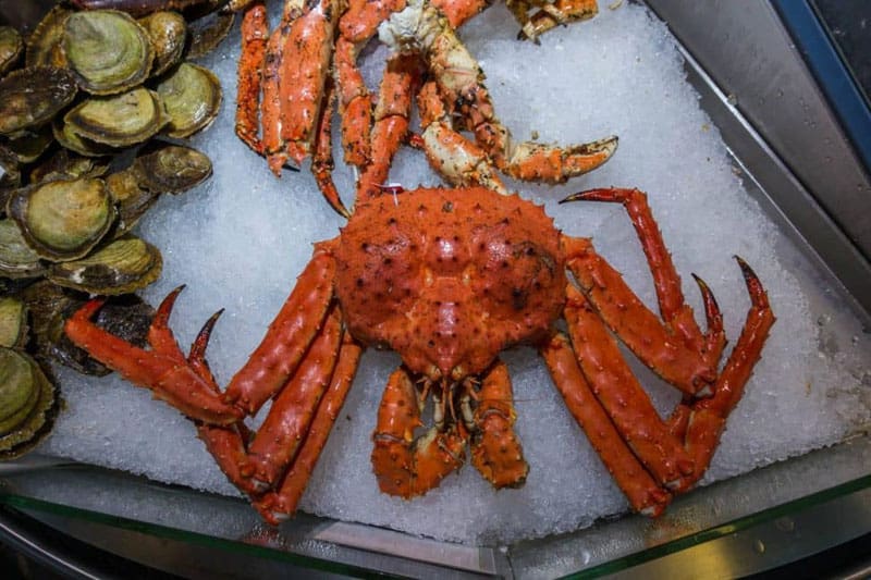 fish market crab