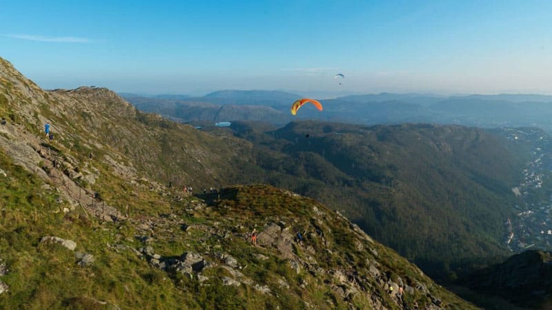 bergen things to do paragliding