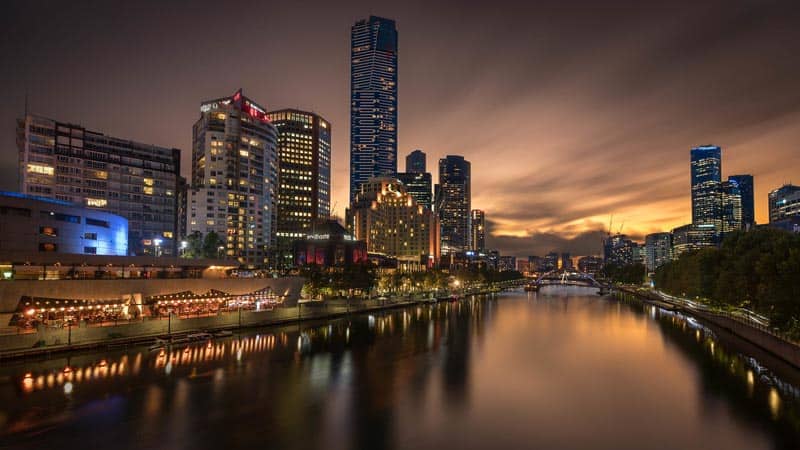 what to do in Melbourne city at night