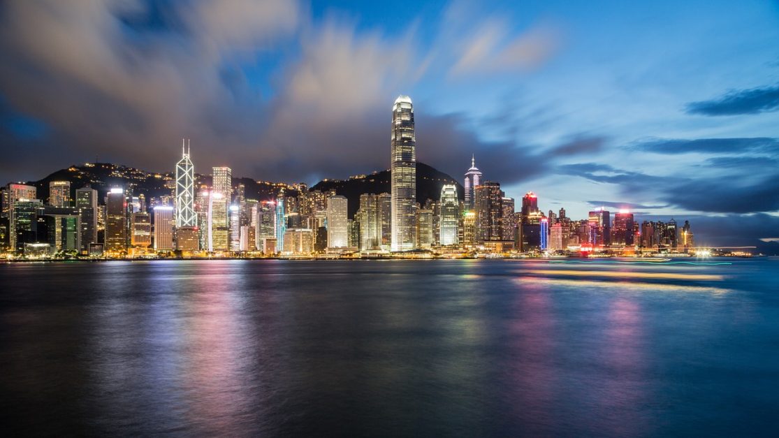 where to stay in hong kong featured image