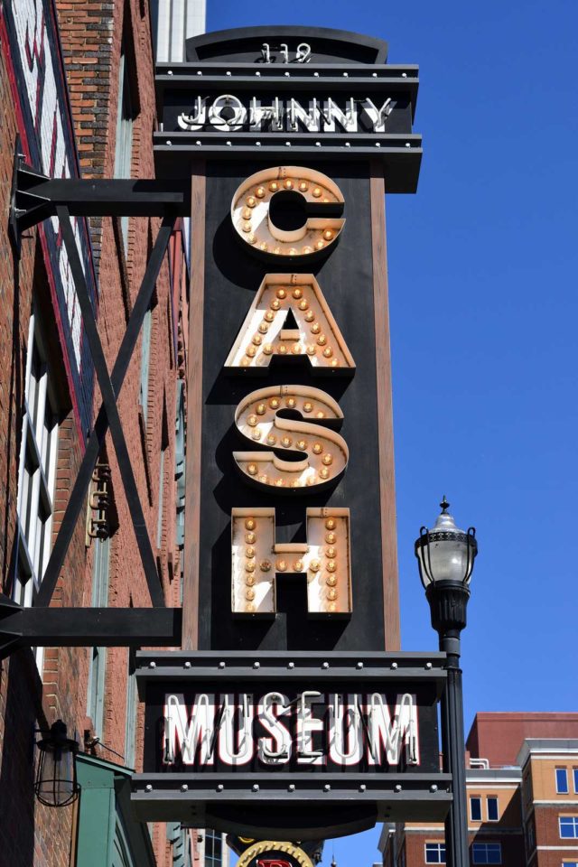 where to stay in nashville johnnycash