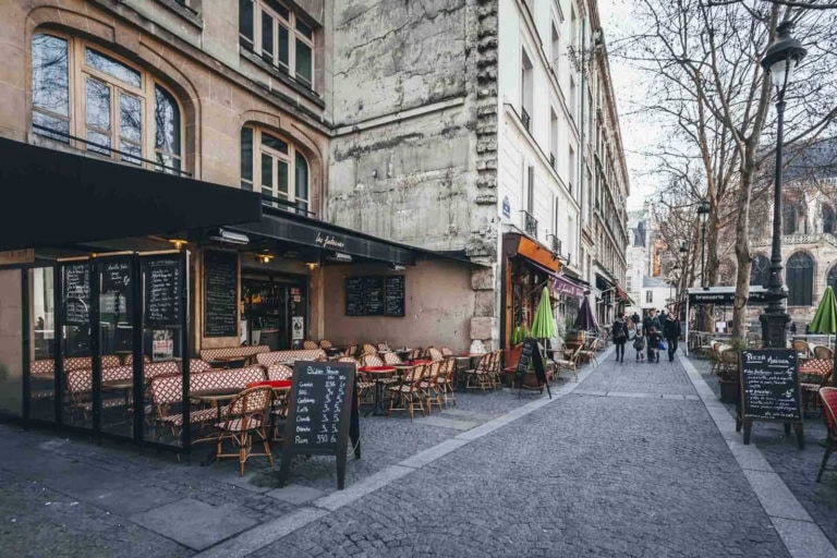 Best Areas to Stay in Paris 
    Discover the ultimate neighborhoods to experience the City of Love