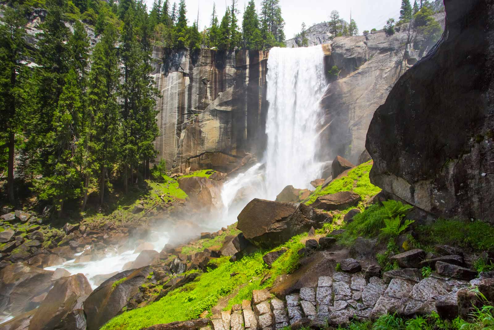 where to stay in yosemite national park waterfalls