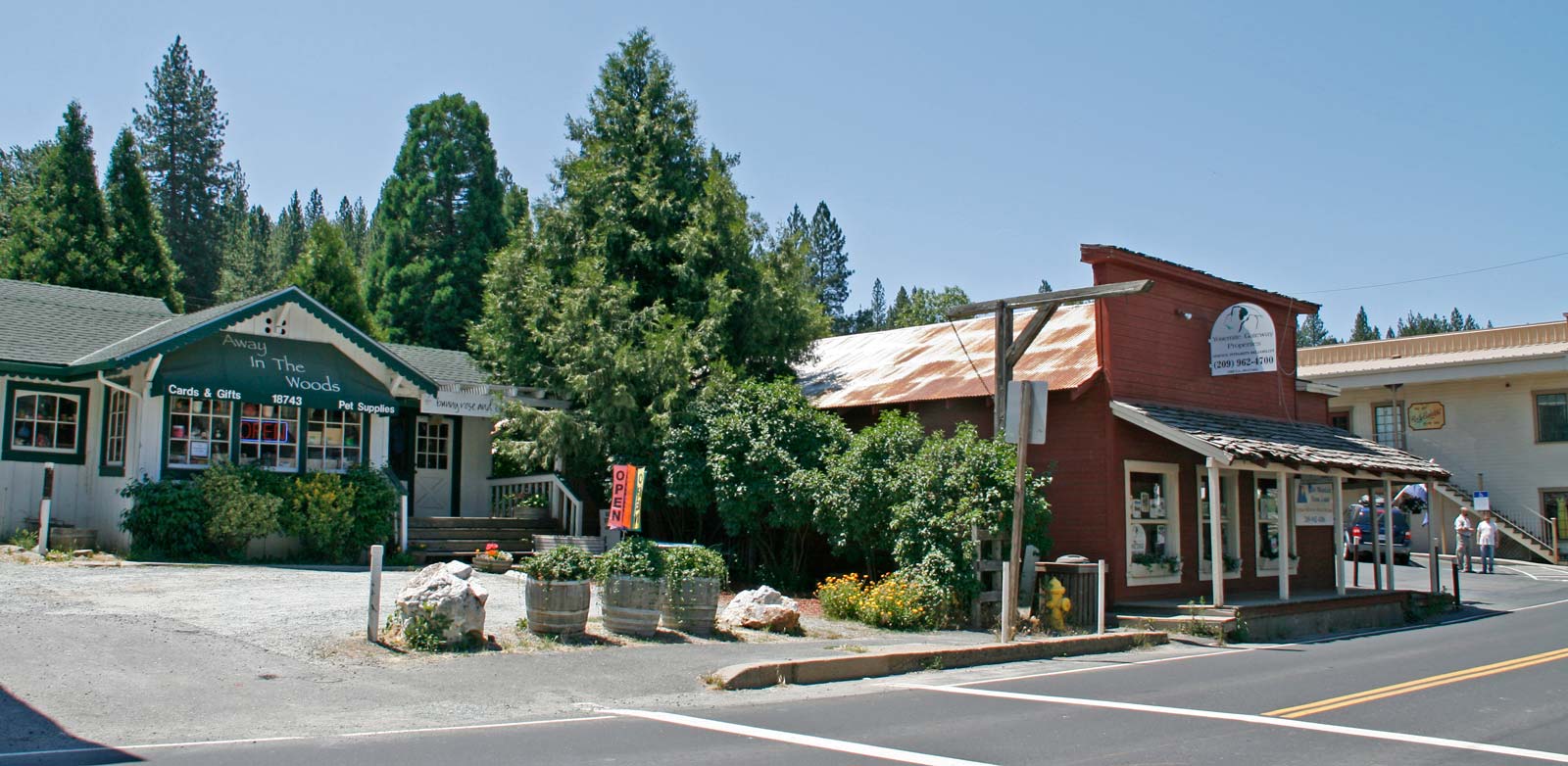 places to stay in yosemite groveland