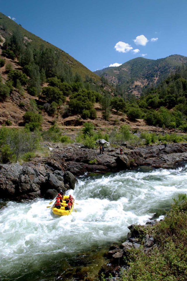 places to stay in yosemite national park whitewater rafting