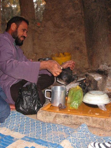 local food vendor in oasis