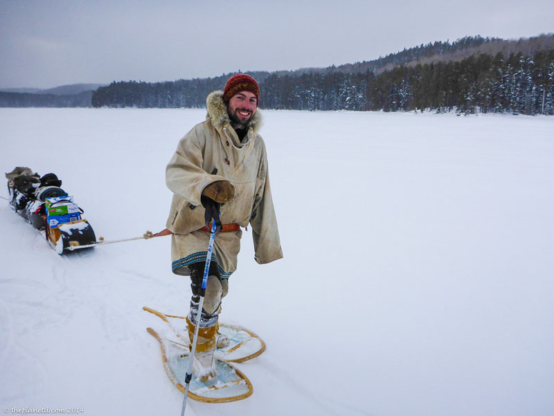 winter trekking tips snowshoe